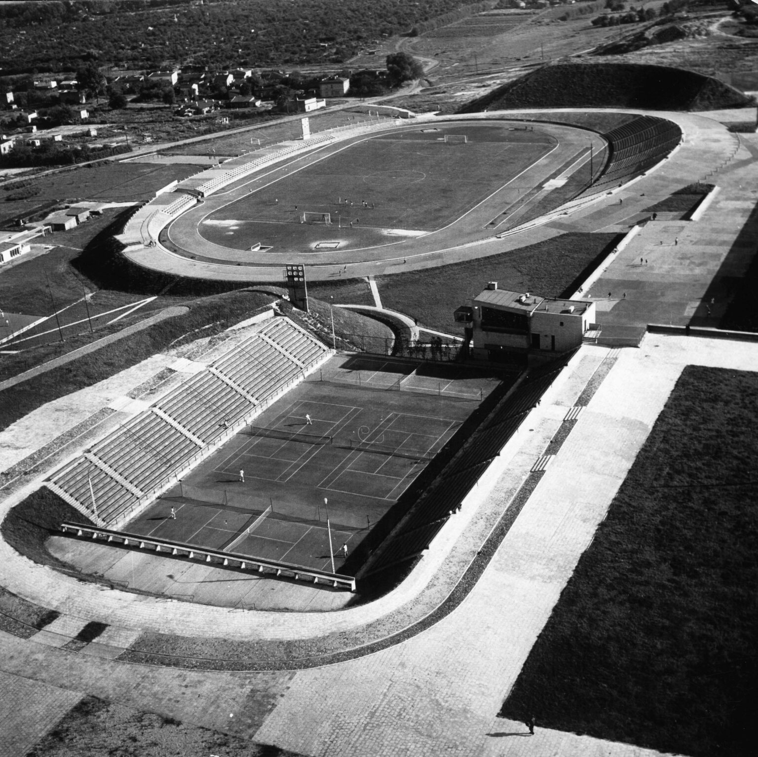 black and white architectural photo